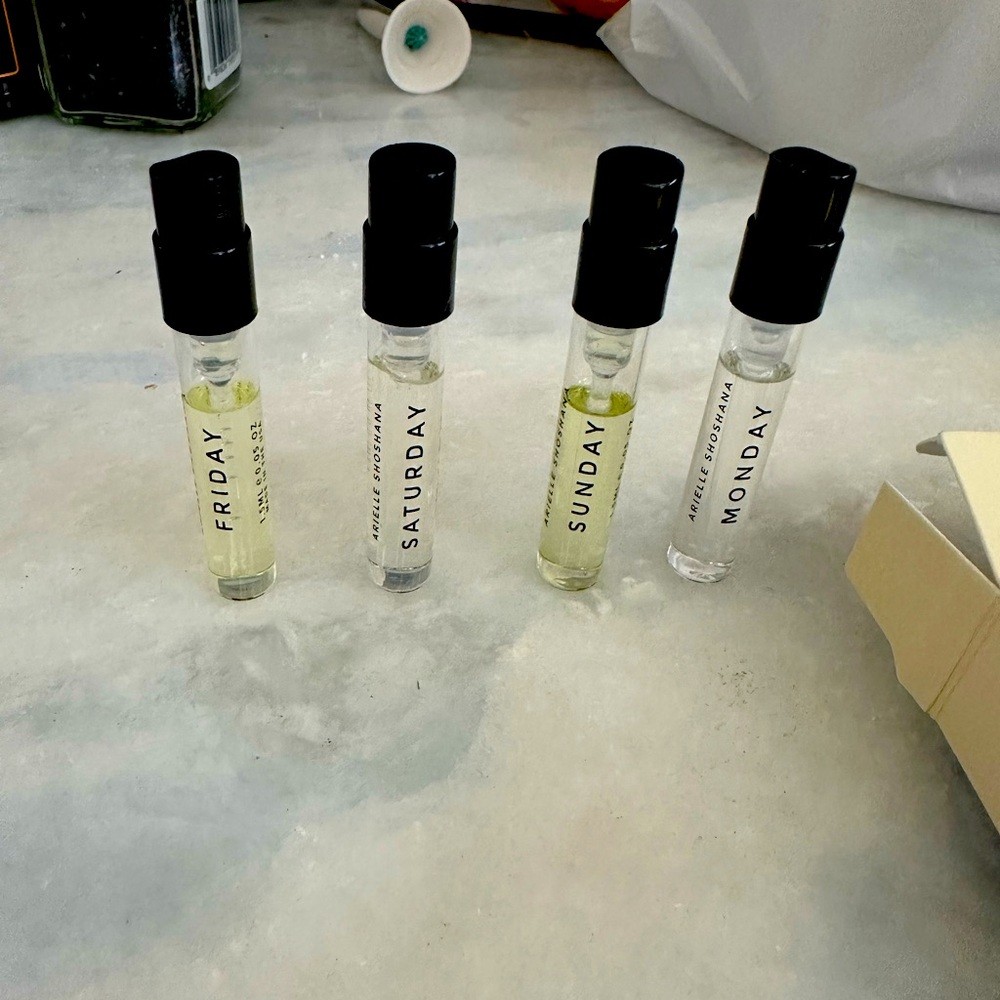 Arielle Shoshana The Long Weekend Perfume Sample Set